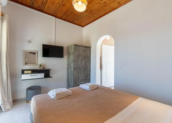 Theklas Sea View Appartement Agios Georgios Pagon