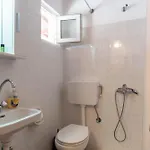 Theklas Sea View * Άγιος Γεώργιος Πάγων