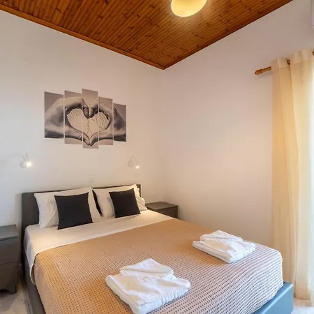 Theklas Sea View Апартаменты *