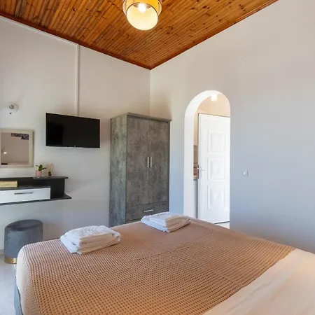 Theklas Sea View Апартаменты Агиос-Георгиос-Пагон